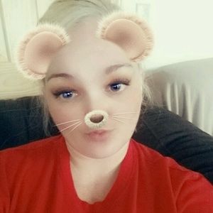 Meet your Posher, Naomi